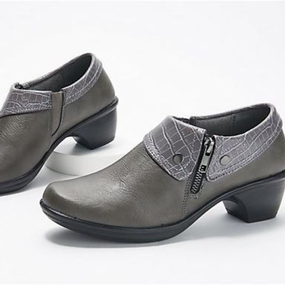 Easy Street Darcy Zipper Gray Closure Comfort Wave Shooties 9.5 New w/out Box - Picture 2 of 8